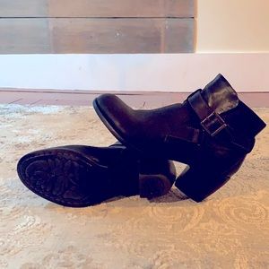 BOC by Born booties